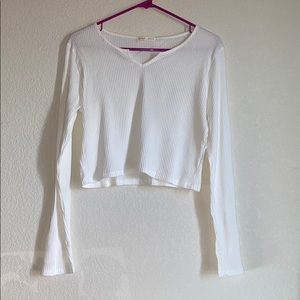 White crop top long sleeve